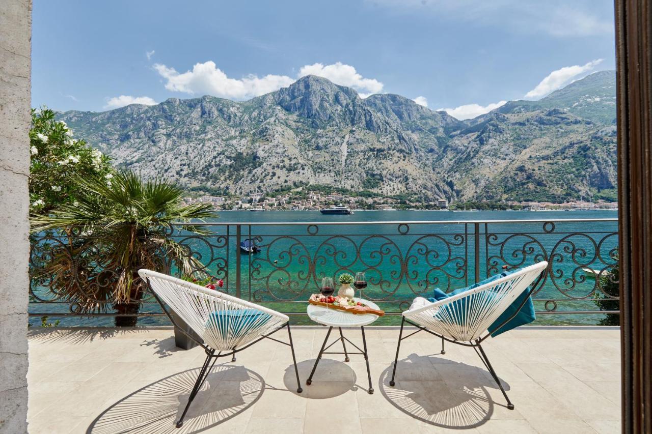 Apartment Aura With Sea View Kotor Exteriör bild